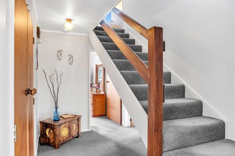 Photo of property in 7 Charisma Court, Kelvin Grove, Palmerston North, 4414