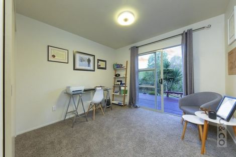 Photo of property in 8 Pineview Lane, Helensville, 0875