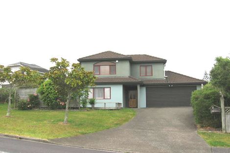 Photo of property in 2/1 Stoneleigh Court, Sunnynook, Auckland, 0632
