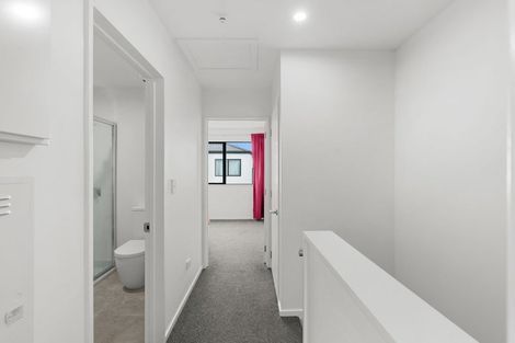 Photo of property in 2/304 Waterloo Road, Hornby, Christchurch, 8042