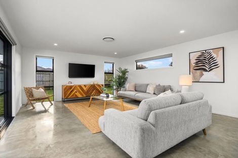 Photo of property in 18 Lewis Crescent, Rolleston, 7614