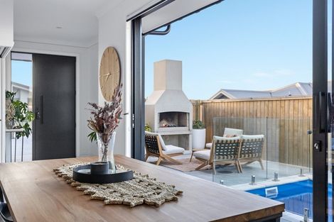 Photo of property in 12 Kiritiana Close, Pyes Pa, Tauranga, 3112