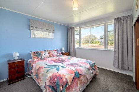 Photo of property in 11 Madden Place, Solway, Masterton, 5810