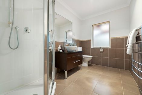 Photo of property in 42 Shelter Drive, Greenhithe, Auckland, 0632