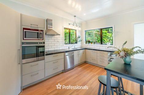 Photo of property in 24 Miromiro Road, Normandale, Lower Hutt, 5010