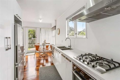 Photo of property in 29 Woodside Road, Massey, Auckland, 0614