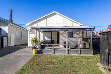 Photo of property in 137 Cambridge Street, Levin, 5510