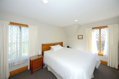 Photo of property in 16 Glenburn Place, Avonhead, Christchurch, 8042