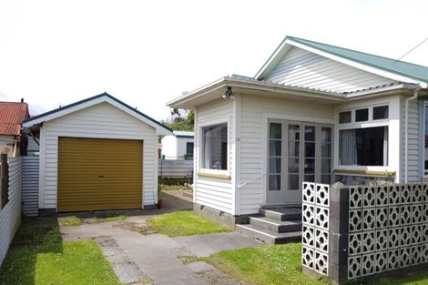 Photo of property in 136 Bealey Street, Hokitika, 7810