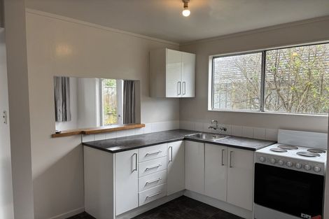Photo of property in 28b Leighton Avenue, Waiwhetu, Lower Hutt, 5010