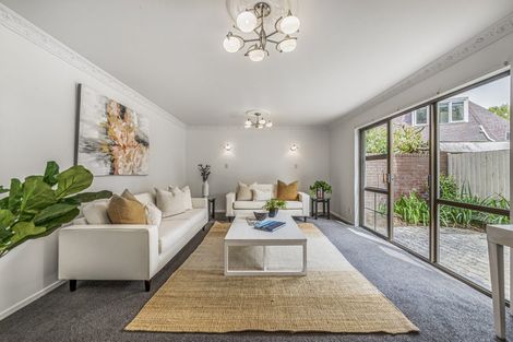 Photo of property in 278 Memorial Avenue, Burnside, Christchurch, 8053