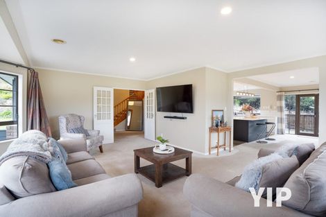 Photo of property in 85 Woodman Drive, Tawa, Wellington, 5028