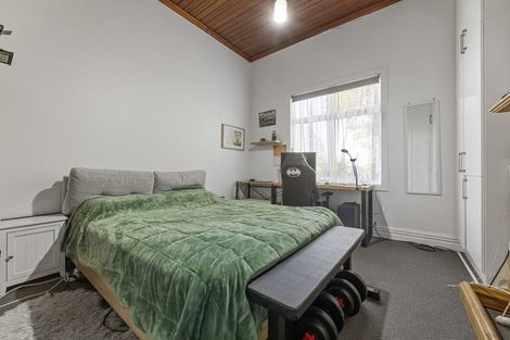 Photo of property in 39 Argyle Street, Mornington, Dunedin, 9011