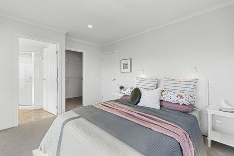 Photo of property in 11 Wilton Street, Westown, New Plymouth, 4310
