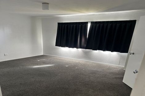 Photo of property in 24 Garton Drive, Massey, Auckland, 0614