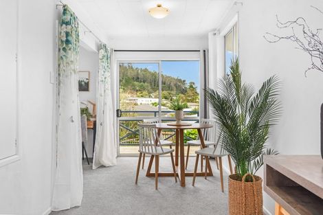 Photo of property in 2 Nikau Place, Parahaki, Whangarei, 0112