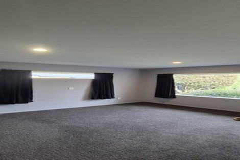 Photo of property in 28 Kirsten Place, Parklands, Christchurch, 8083