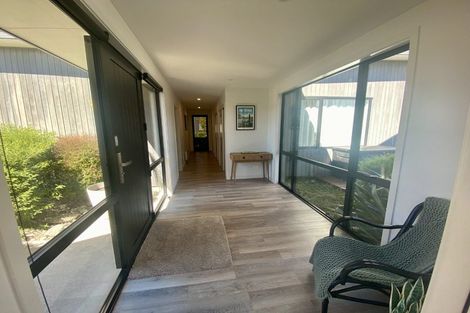 Photo of property in 6 Clutha Place, Wanaka, 9305