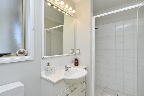 Photo of property in 29 Linkwater Way, Parklands, Christchurch, 8083