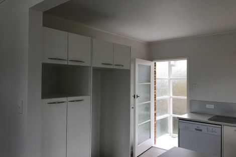 Photo of property in 3/24 Tobruk Crescent, Milford, Auckland, 0620