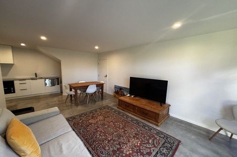 Photo of property in 30a Waiwaka Terrace, Strandon, New Plymouth, 4312