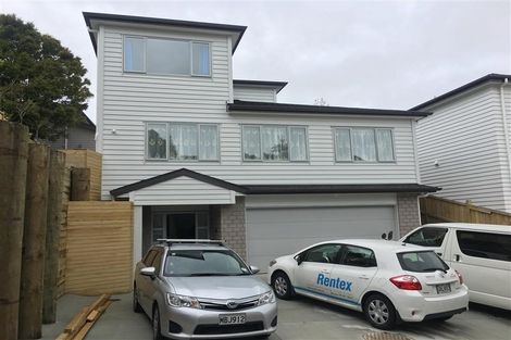 Photo of property in 81 Lake Road, Northcote, Auckland, 0627