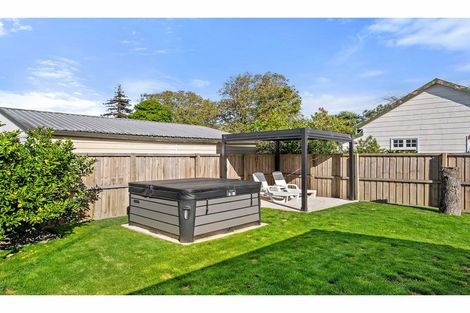 Photo of property in 274 Riverlaw Terrace, Saint Martins, Christchurch, 8022
