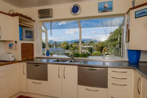 Photo of property in 93 Manly Street, Paraparaumu Beach, Paraparaumu, 5032
