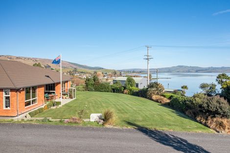 Photo of property in 28 Titri Road, Waihola, Outram, 9073
