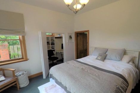 Photo of property in 33 Harland Street, Brooklyn, Wellington, 6021