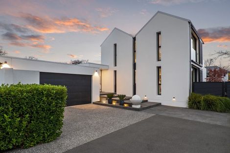 Photo of property in 7 Helmores Lane, Merivale, Christchurch, 8014