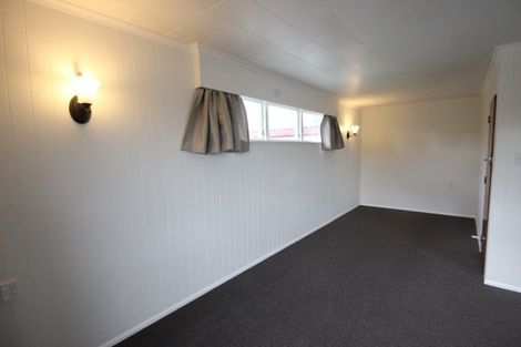Photo of property in 48 Sheffield Street, Awapuni, Palmerston North, 4412