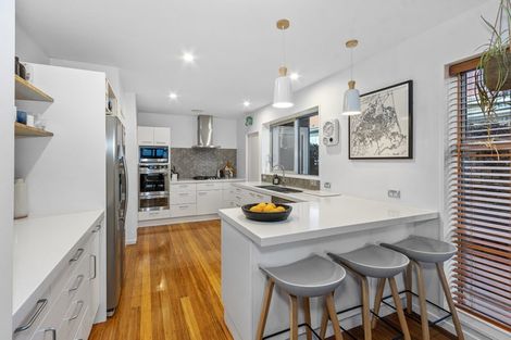 Photo of property in 1 Dunrobin Place, Avonhead, Christchurch, 8042