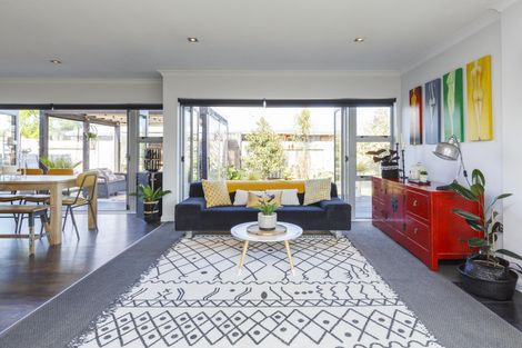 Photo of property in 31 Pegasus Place, Kelvin Grove, Palmerston North, 4414