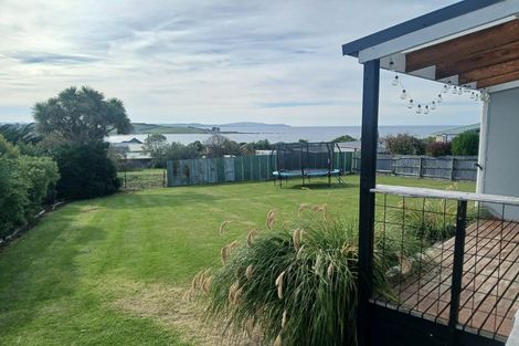Photo of property in 10 Magdala Street, Kakanui, Oamaru, 9495