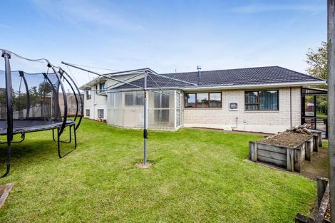 Photo of property in 2 Ngahere Street, Inglewood, 4330