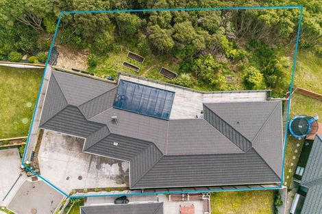 Photo of property in 27 Topsail Way, Whitby, Porirua, 5024