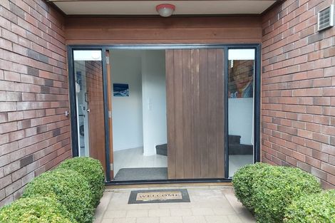 Photo of property in 27 Delamare Road, St Andrews, Hamilton, 3200