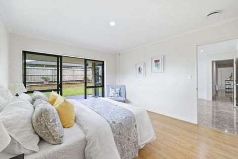 Photo of property in 94 Westerham Drive, Dannemora, Auckland, 2016