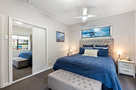 Photo of property in 72 Moeraki Road, Maoribank, Upper Hutt, 5018