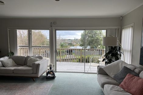 Photo of property in 3 Weatherly Road, Torbay, Auckland, 0630