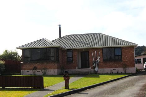 Photo of property in 9 Plaskett Street, Reefton, 7830