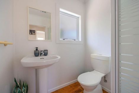 Photo of property in 2/15 Dominion Street, Takapuna, Auckland, 0622