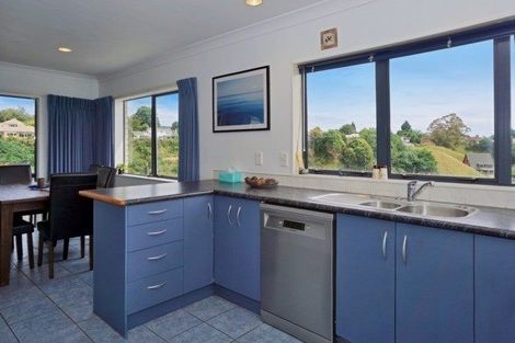 Photo of property in 12 Kiri Place, Te Puke, 3119