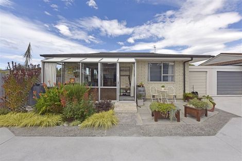 Photo of property in 35 Cavendish Road, Casebrook, Christchurch, 8051