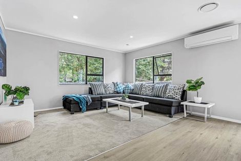 Photo of property in 3/16 Pine Street, New Lynn, Auckland, 0600