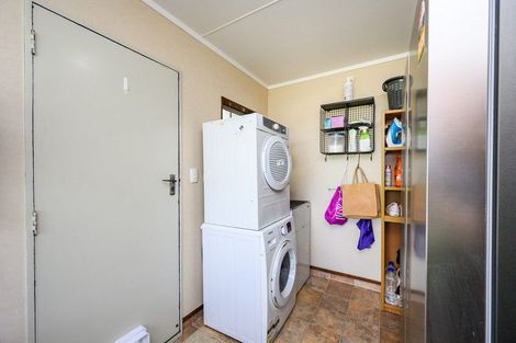 Photo of property in 9 Rangeview Place, Feilding, 4702