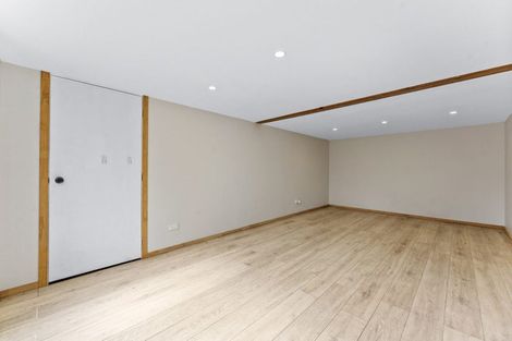 Photo of property in 9a/1 Eversleigh Road, Belmont, Auckland, 0622