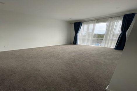 Photo of property in 3 Franheim Crescent, Orewa, 0931