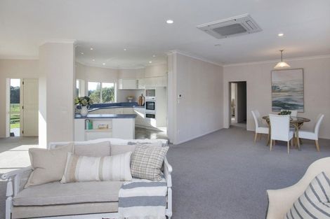 Photo of property in 858 Wainui Road, Wainui, Gisborne, 4010